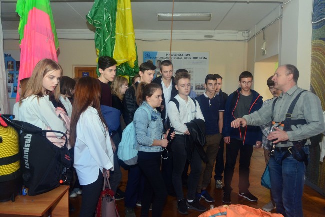 В НИМИ ДонГАУ рассказали школьникам о пожарной безопасности
