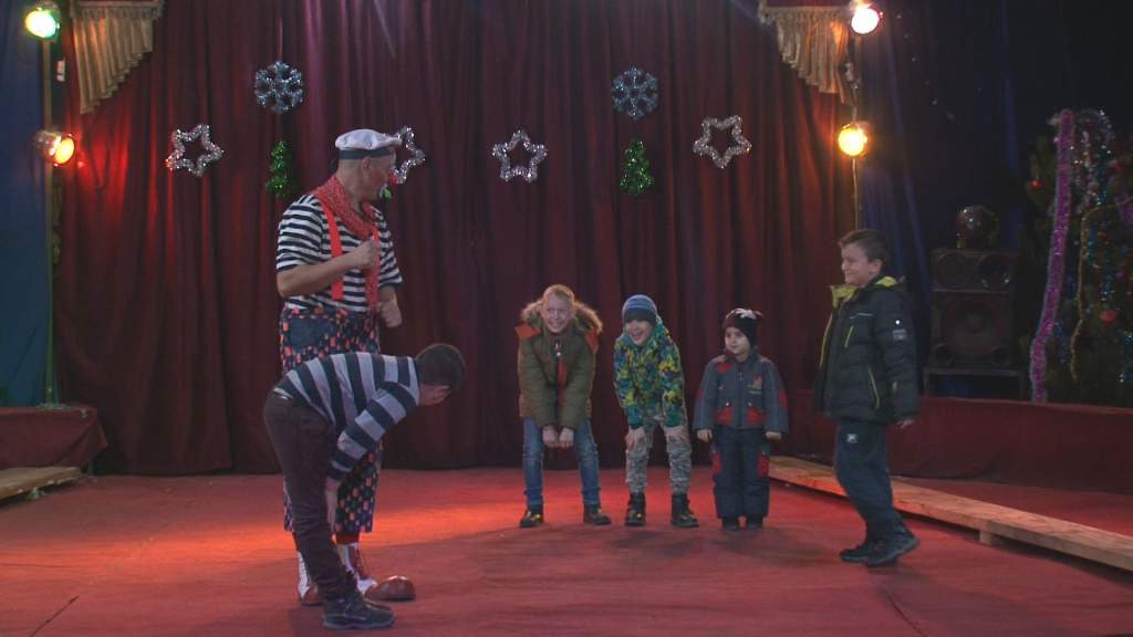 Цирковое представление — в подарок юным дончанам