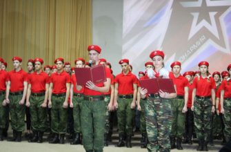 Новочеркасские юнармейцы дали торжественную клятву