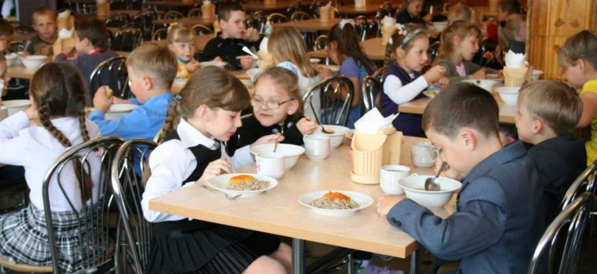 Школьники Новочеркасска станут ещё лучше питаться со следующего года