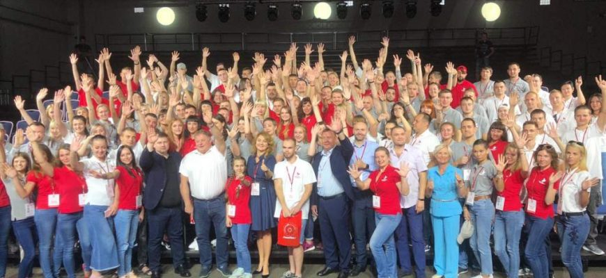 Более 100 работников и студентов-железнодорожников стали участниками Слета молодежи «ЛокоТех»