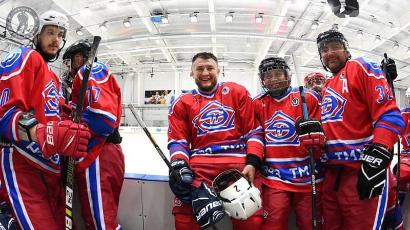 Новочеркасские хоккеисты разгромили «Аланию» в финальной части Ночной хоккейной лиги