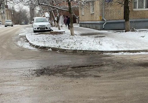 В Новочеркасске до 1 февраля проведут ямочный ремонт на дорогах