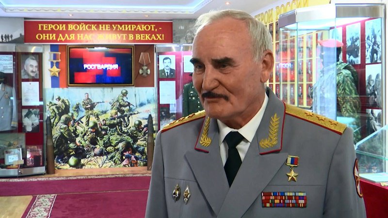 Герой России Михаил Лабунец удостоен звания почетного гражданина Новочеркасска