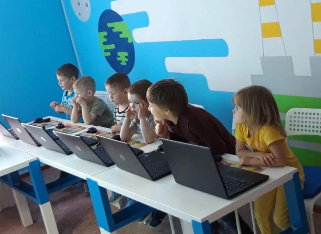В Новочеркасске рассказали о кружках и секциях допобразования для детей