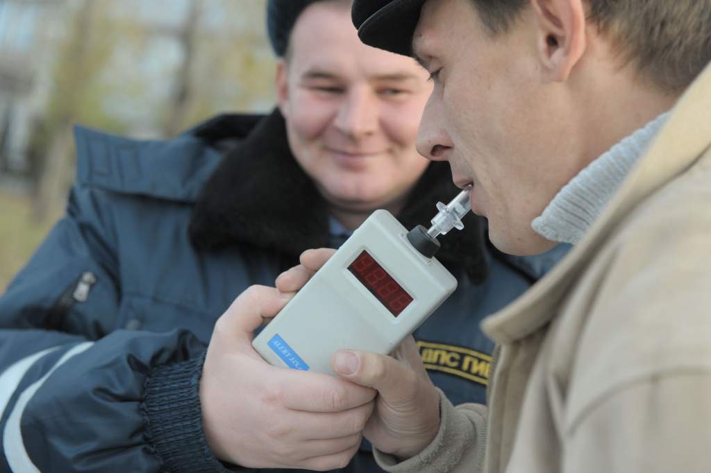 Утверждены новые правила освидетельствования водителей на алкоголь в России
