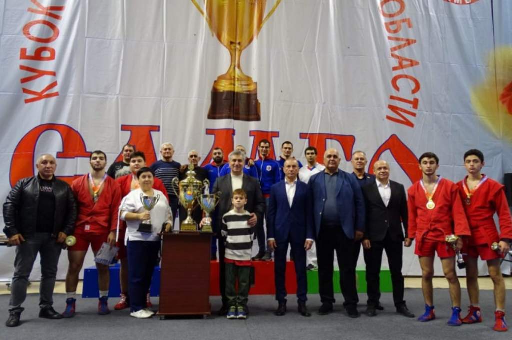 Самбисты Новочеркасска взяли награды Кубка Губернатора Ростовской области