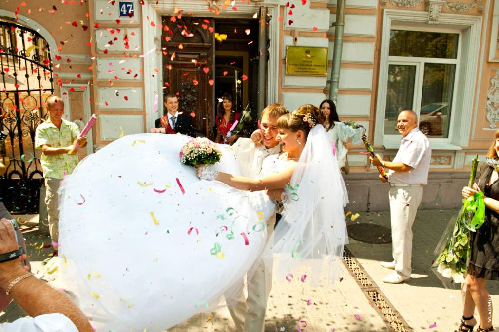 В Новочеркасске стали реже разводиться и чаще жениться