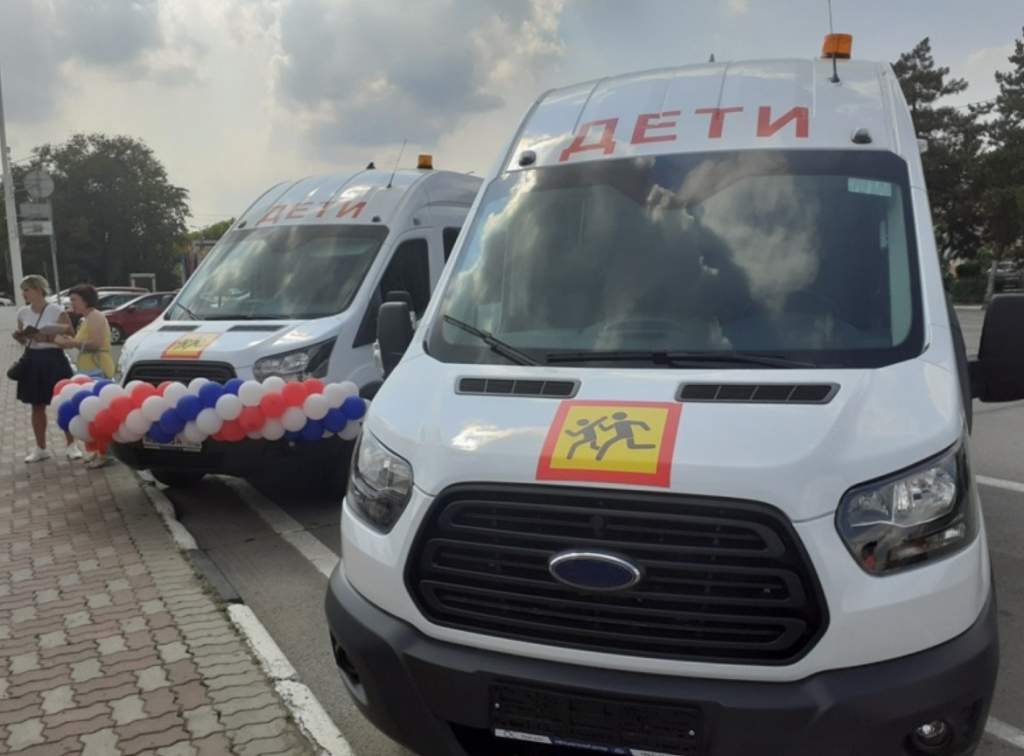 В Новочеркасске пожаловались губернатору на нехватку автобусов для перевозки юных спортсменов