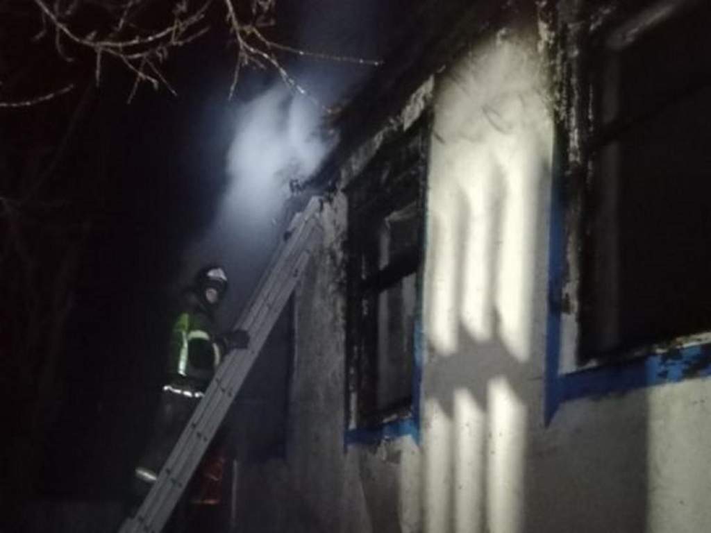 Двое маленьких детей погибли при пожаре в Ростовской области 21 февраля