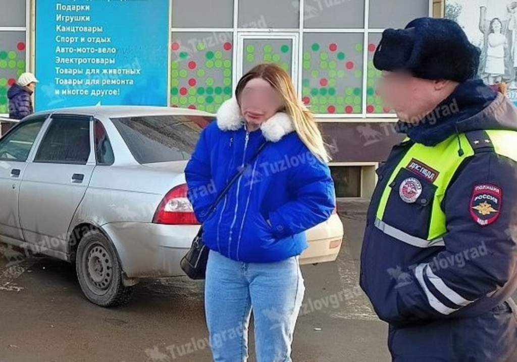 В Новочеркасске задавившей молодую художницу на парковке ТЦ автоледи дали 5,5 лет