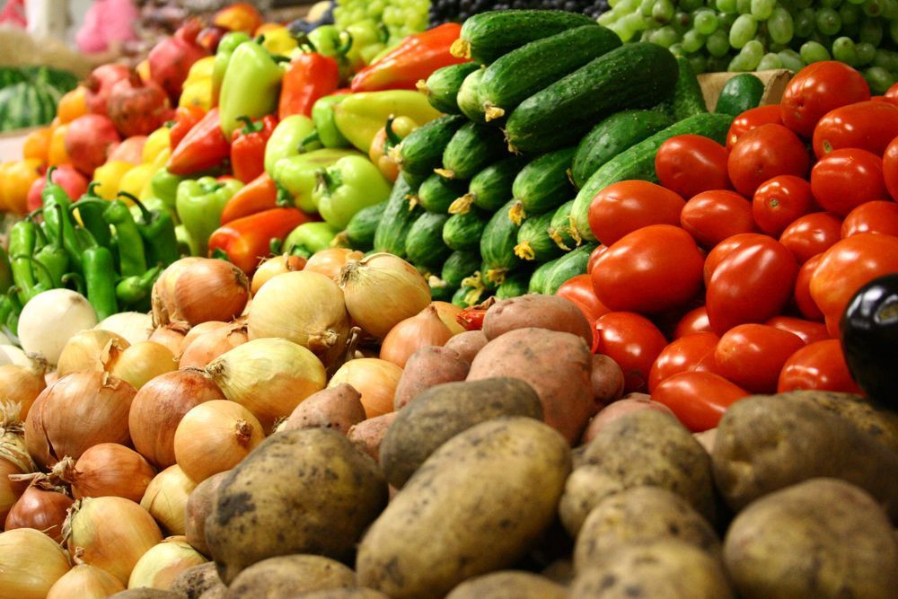 Снижение цен на некоторые виды продуктов вместе с подорожанием мяса произошло в Ростовской области