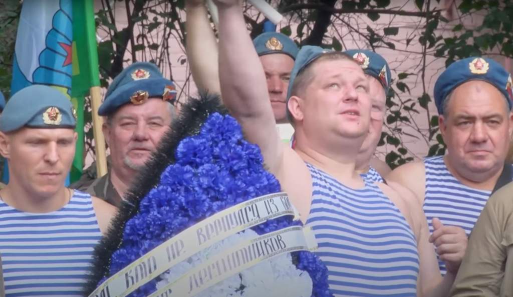 Как десантники Новочеркасска отметили День ВДВ