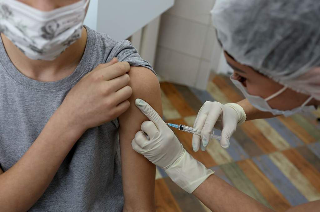 Ростовская область закупит 28 тысяч доз вакцины против COVID-19