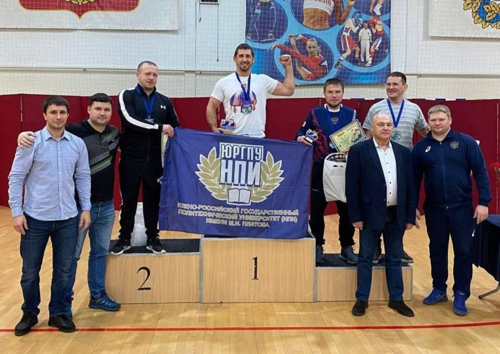 Депутат из Новочеркасска стал чемпионом всероссийского турнира по борьбе среди ветеранов